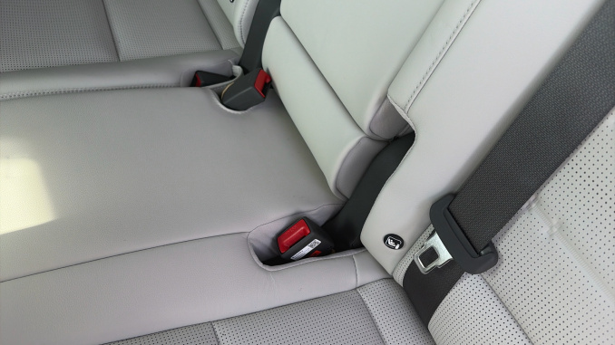 Hyundai SANTA FE 1.6 TGDi Plug-in Hybrid Ultimate 5dr 4WD Auto Estate - Image 17